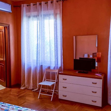 Appartamento La Finestra su Spello Esterno foto